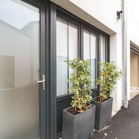 Aux Clefs Des Sacres La Casa Apartment