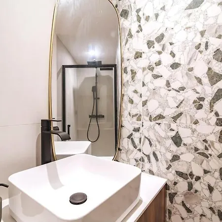 Aux Clefs Des Sacres La Casa Apartment *